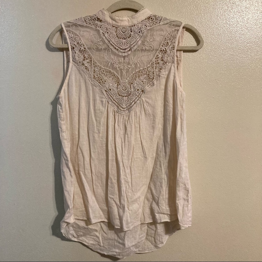 High-neck blouse
